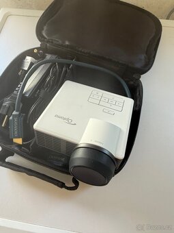 Projektor optoma - 3