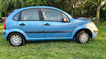 Citroën C3 1.1i 44 kW 2004 – pojízdné, STK 12/2026, levně, r - 3