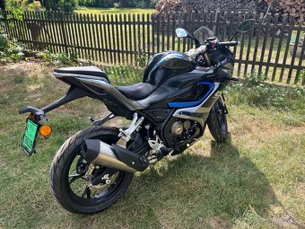 QJ motor SRK 125 R - 3