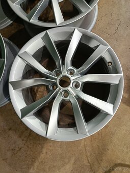 Alu 18" 5x112 8J et44 Superb - 3