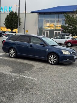 Toyota Avensis 2.0 D-4D 85 KW (2005) - 3