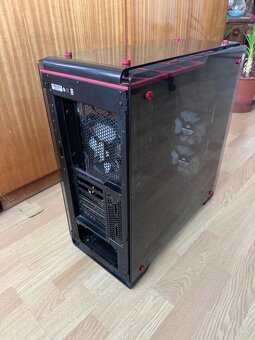 Corsair Crystal Series 570X - 3