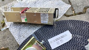 Elektromotor Dunkermotoren s příslušenstvím - 3