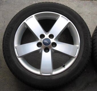 Originální Ford 17” kola s letními pneu top - 3