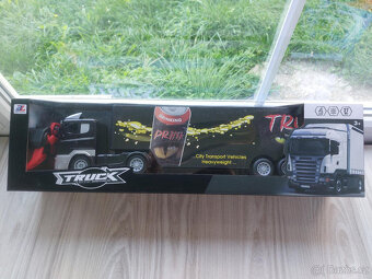 RC kamion na dálkové ovládání 49x8x12CM MOC PĚKNÝ SVÍTÍ - 3