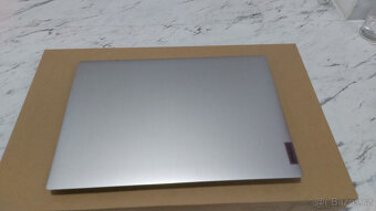 Lenovo IdeaPad 3 Ryzen 5 4500U - 3