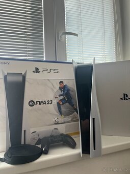 PS5 S MECHANIKOU + DVA OVLADAČE - 3