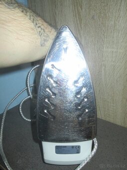 Napařovací žehlička - zánovní - 3