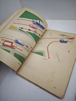 Škola předpisu 1947 a příručka řidiče 1955 - 3