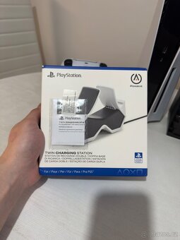 PlayStation 5 s mechanikou + 1 ovladač - 3