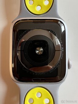 Apple Watch series 4 Space Grey - 44mm - 3