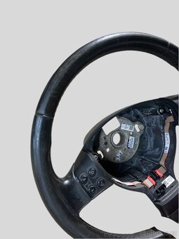 Multifunkční kožený volant VW Passat B6 3C tříramenný - 3