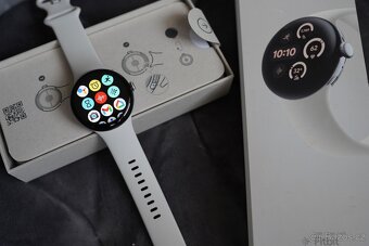 Google Pixel Watch 3, 41 mm, stříbrné, v záruce - 3