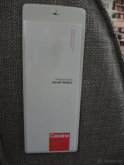 Cassina Sofa - Můj svět 244 Philippe Starck Poslouchejte - 3