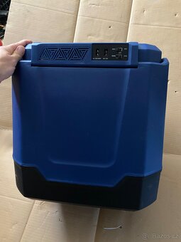 Autolednička 32L na 12V/230V - 3
