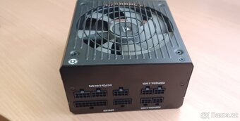 Corsair RM650x, 80+ Gold, 650W, plně modulární - 3