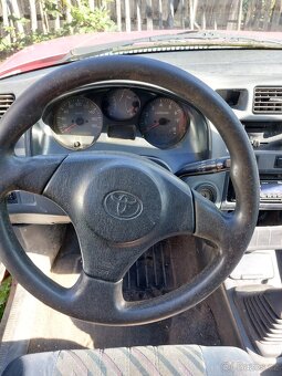 Toyota RAV4 - 3