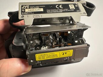 JVC GR-D239 Digitální kamera - 3