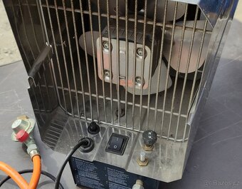 Horkovzdušné topidlo - 3