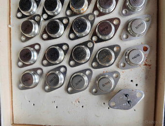 TESLA Germaniový výkonový tranzistor 4NU72 - 3