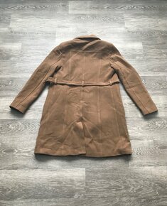 Nosící kabát, vel. M - 3