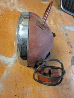 Přídavné světlo - 3