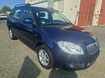 Škoda fabia kombi 1.4 16v - 3