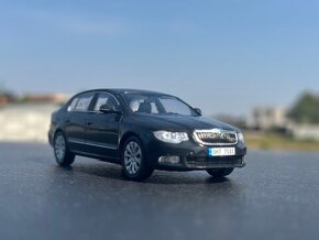 ŠKODA Predam zberatelsky model v mierke 1:43. - 3