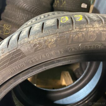 Letní pneu 225/40 R19 93Y Continentaal 4,5mm - 3