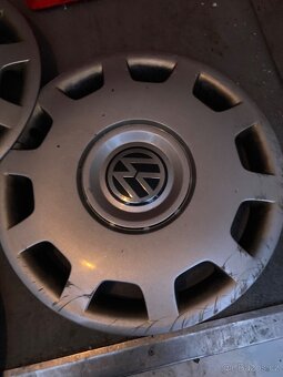 Poklice Vw r15 - 3
