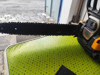 Prodám motorovou pilu Mccllochac 7-40 - 3