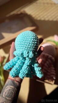 Roztomilé háčkované chobotničky pro miminka 🐙💕 - 3