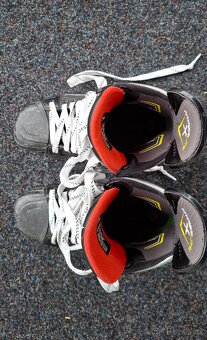 Hokejové brusle Bauer Vapor Hyperlite plus náhradní nože - 3