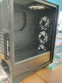 ASUS TUF Gaming GT301 ATX kompaktní PC skříň - 3