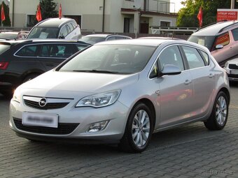 Opel Astra 1.7 CDTi , 92 kW nafta, 2012 - 3