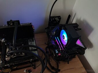 ASUS ROG CROSSHAIR X870E HERO - 3