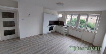 Pronájem družstevního bytu 2+kk (40 m) Humpolecká ulice, Pr - 3