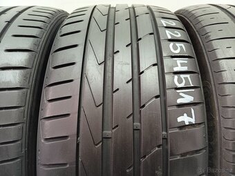 Letní pneu 225/45/17 Hankook+Continental - 3