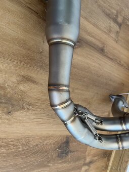 Prodám komplet výfuk Kawasaki Ninja 650, Z650 - 3