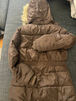 Zimní bunda vel. 134 v perfektním stavu - 3