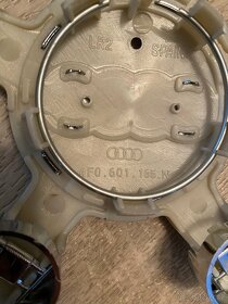 Audi 135 (5x112) mm středové krytky - 3