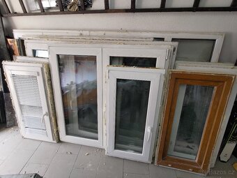 Prodávám plastová okna, různé rozměry - 3