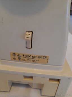 Šicí stroj Singer Futura - 3