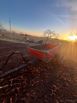 Sklopný vlek za traktor - 3