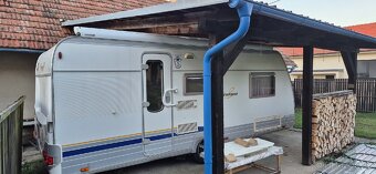 Karavan Burstner s palandami - 3