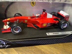 Ferrari F 2001 1:18 - 3