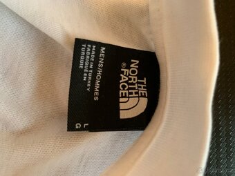 The North Face Oversize L Essential tričko - 3
