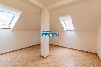 Prodej bytu 12 1+kk, 29 m2 v Lipníku nad Bečvou, ev.č. 02790 - 3