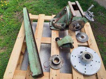 Dělička MK4 s příslušenstvím TOS FN22, FN32, DECKEL FP1, FP2 - 3