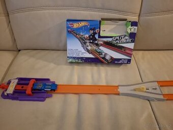 Hot wheels mix - 3